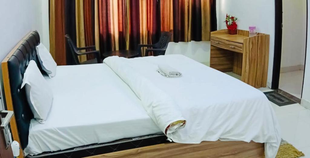 Mauji'S Villa Hotel & Guest House Prayagraj Esterno foto