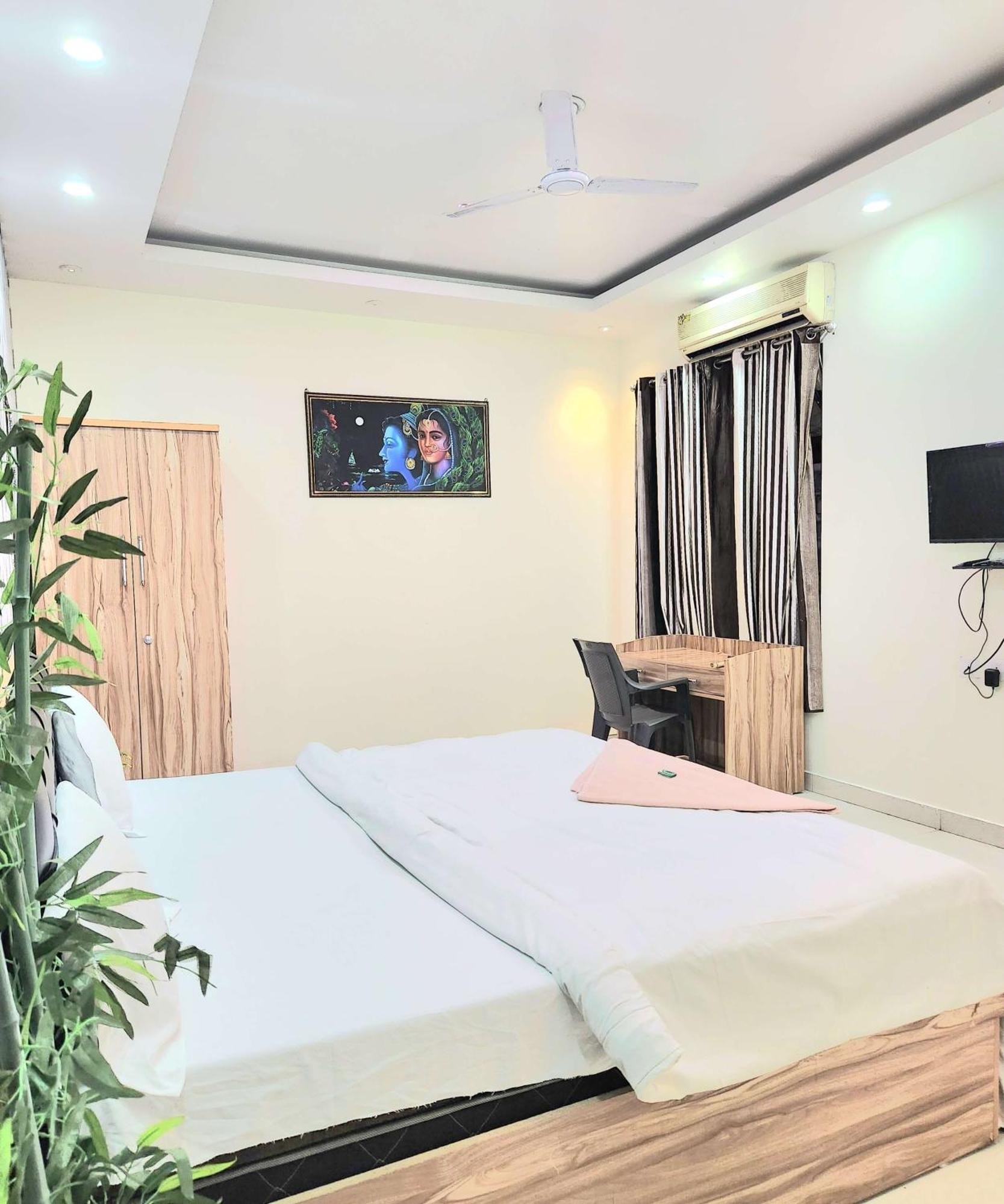 Mauji'S Villa Hotel & Guest House Prayagraj Esterno foto