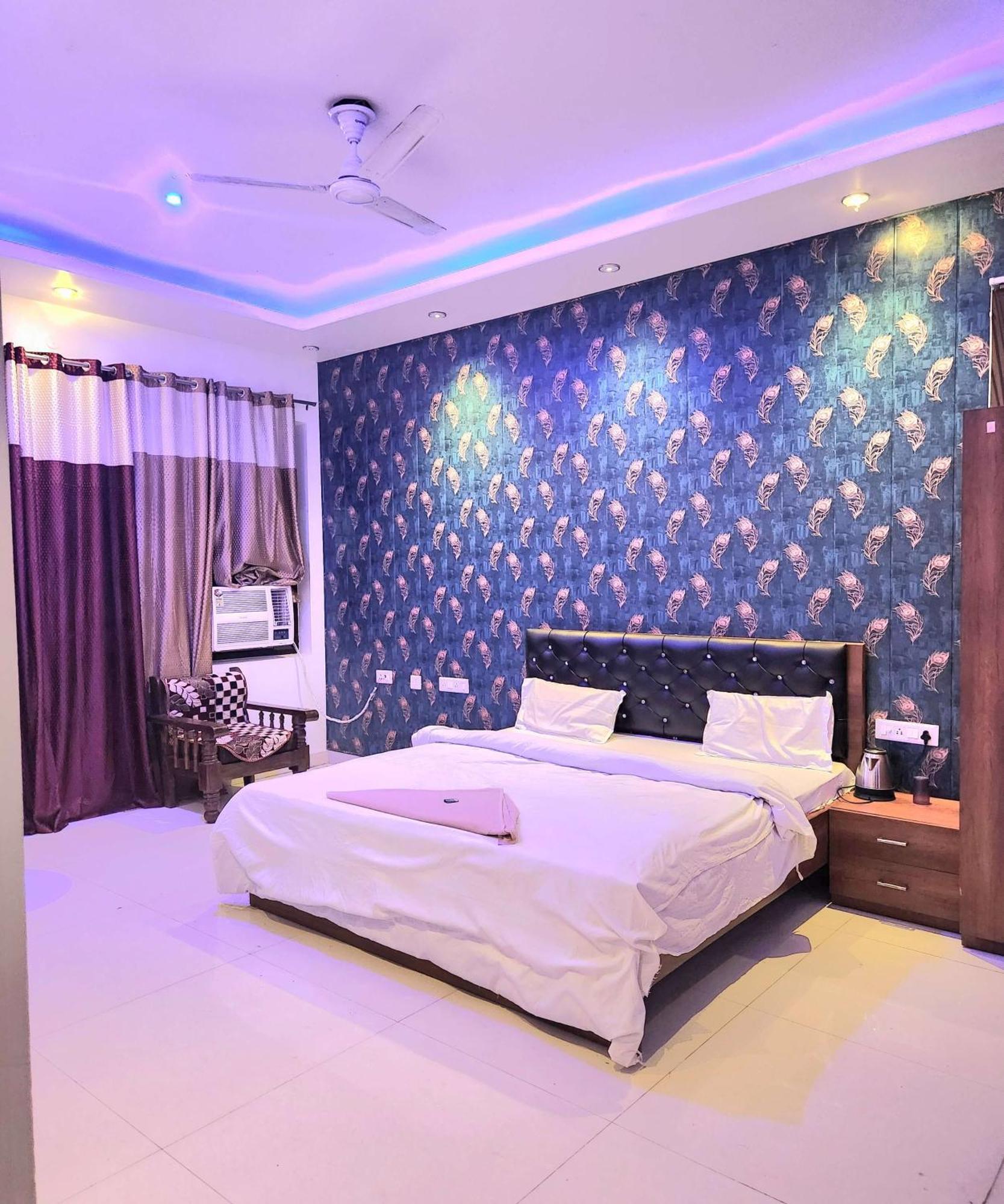 Mauji'S Villa Hotel & Guest House Prayagraj Esterno foto